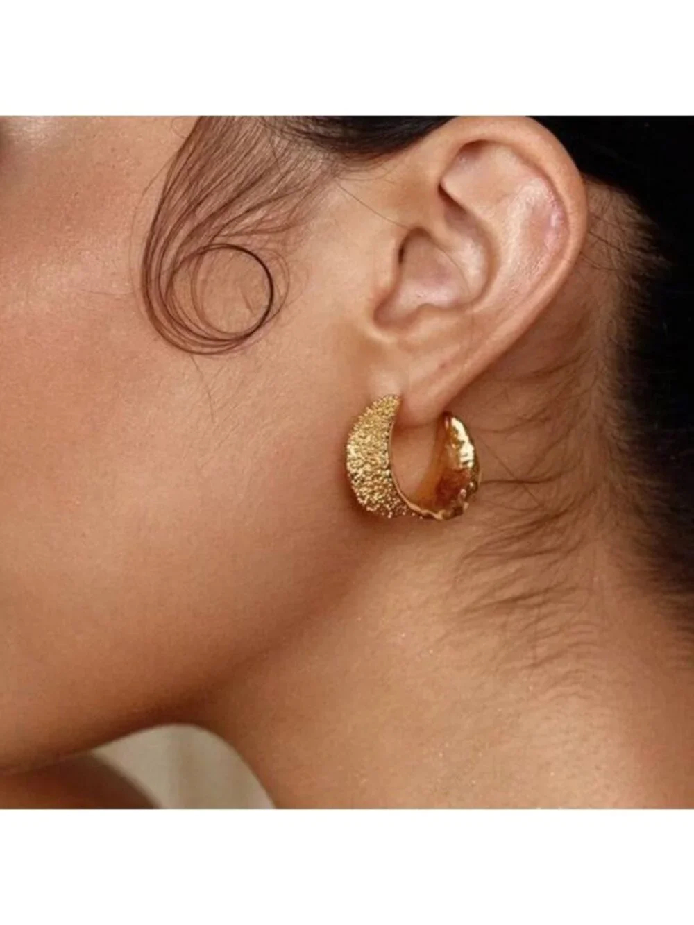 Textured Hoop Earrings Q920